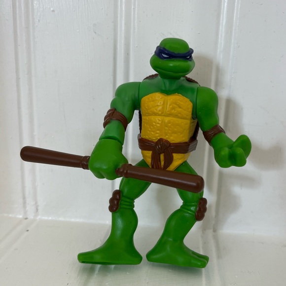 Teenage Mutant Ninja Turtles: Donatello 4 inch Action Figure.Spinning bo staff. - Picture 4 of 5
